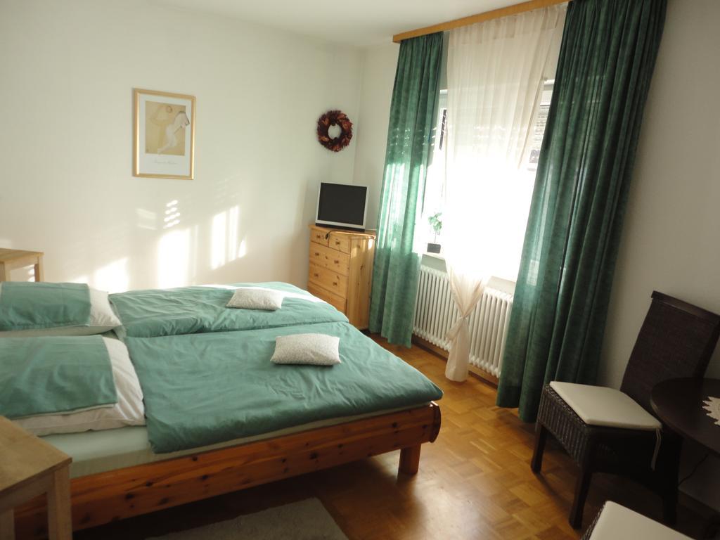 Ferienwohnung Toska Pfaffenweiler Phòng bức ảnh